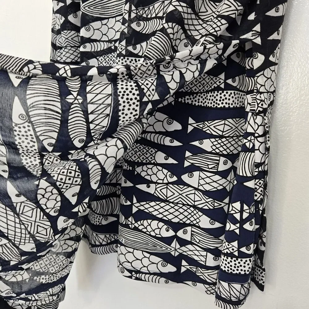 Alfani V-Neck Tank Size Medium Navy Fish All‎ Over Print Hi-Lo Hem Flowy